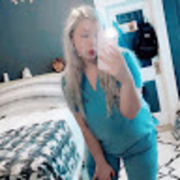 krystaleezentz
